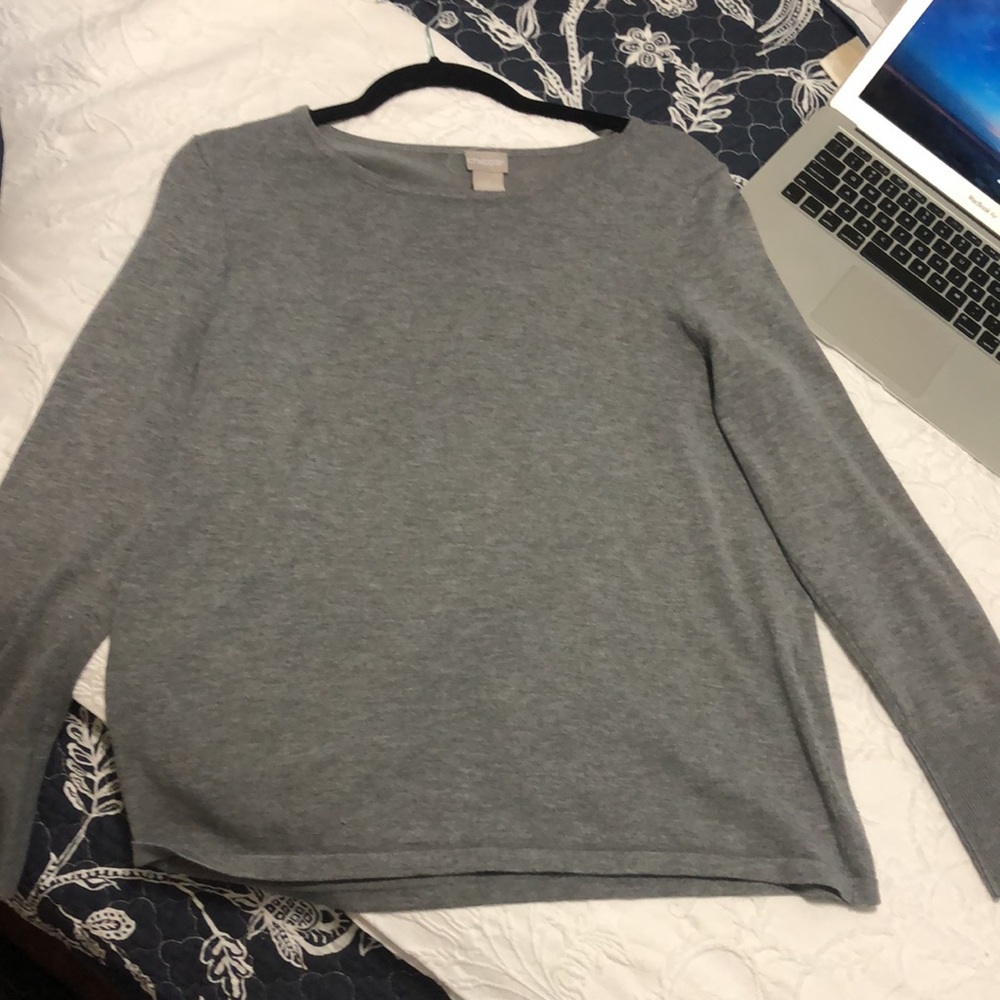Chico’s sweater w cute button detail on sleeve size 1 or m